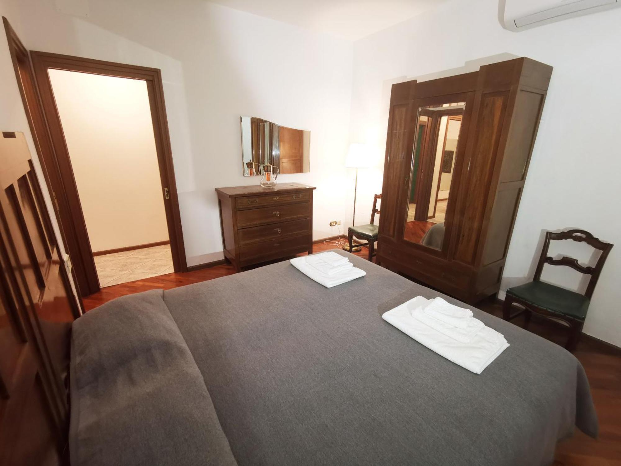 Apartament Elegant Historic Large House On Lake Como Gravedona Pokój zdjęcie